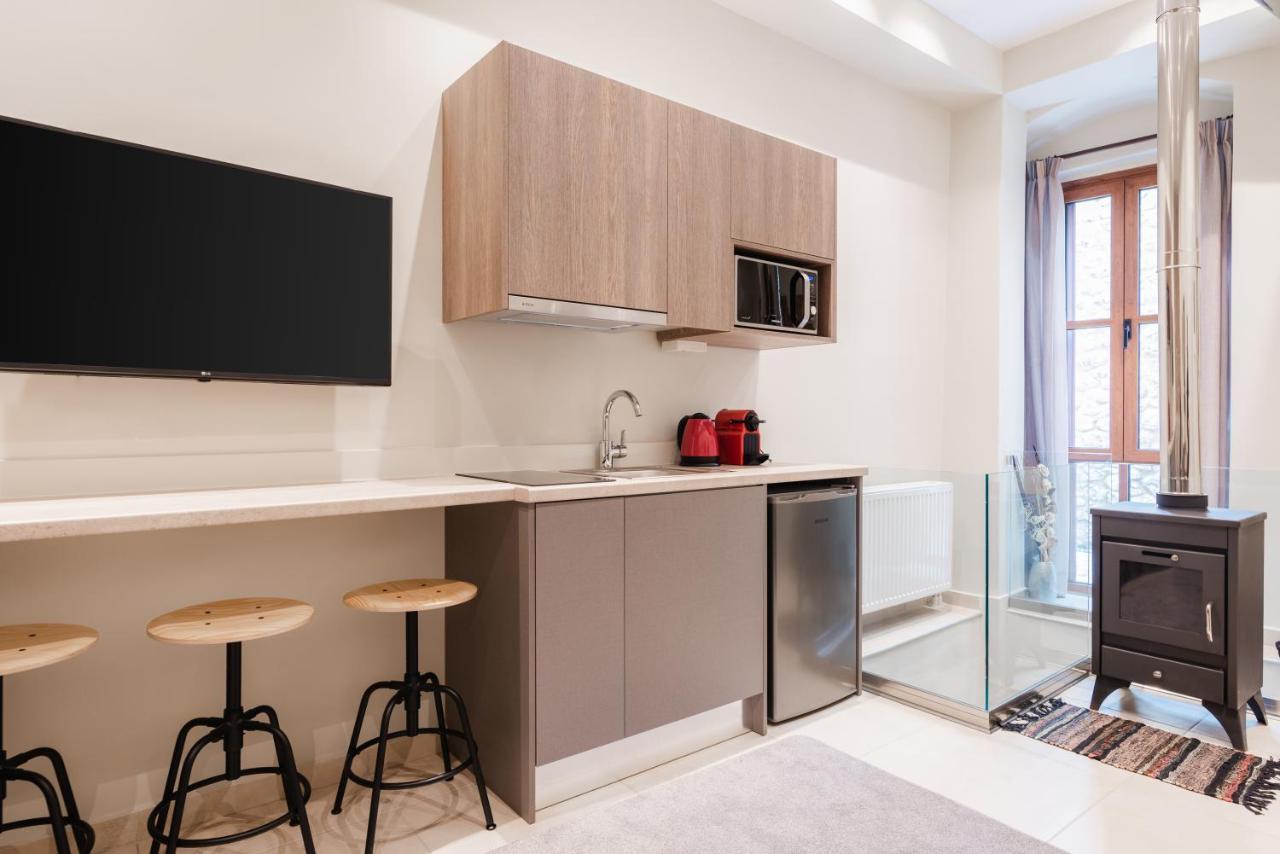 Aldia Suites Arachova Exteriör bild